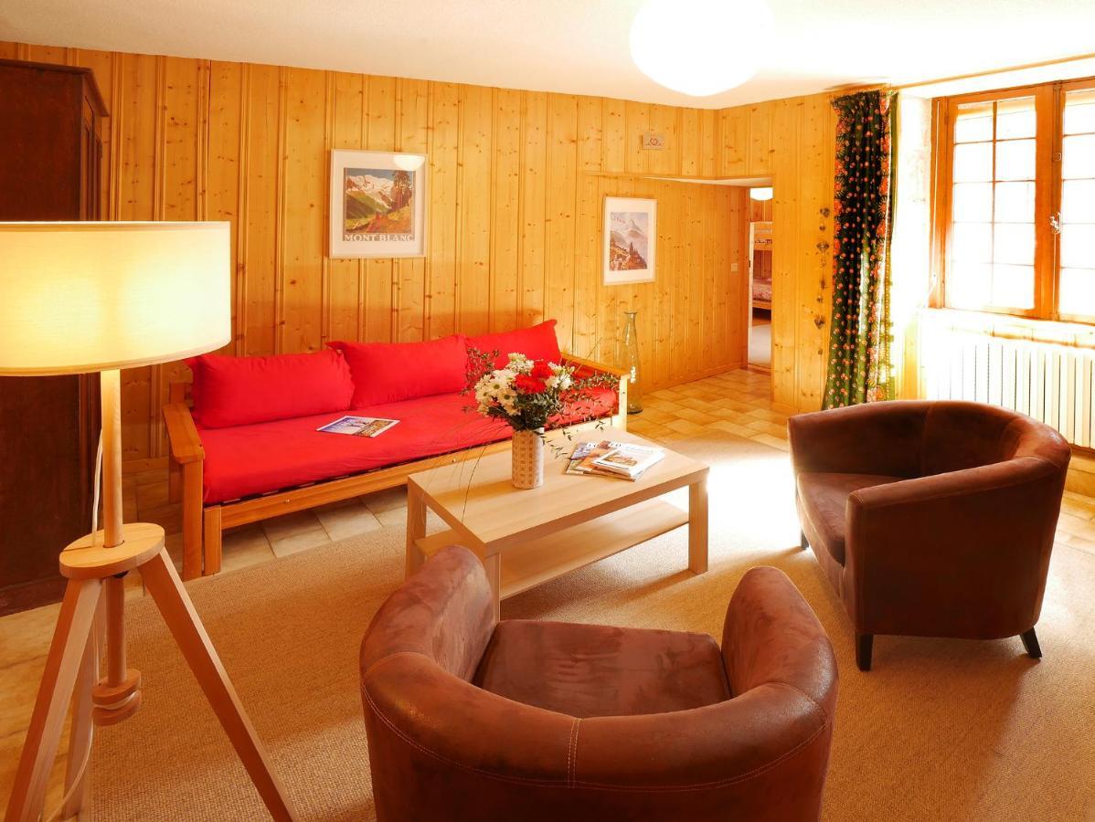 Domaine De Bellevue Gite Du Mont Poupet Marnoz エクステリア 写真