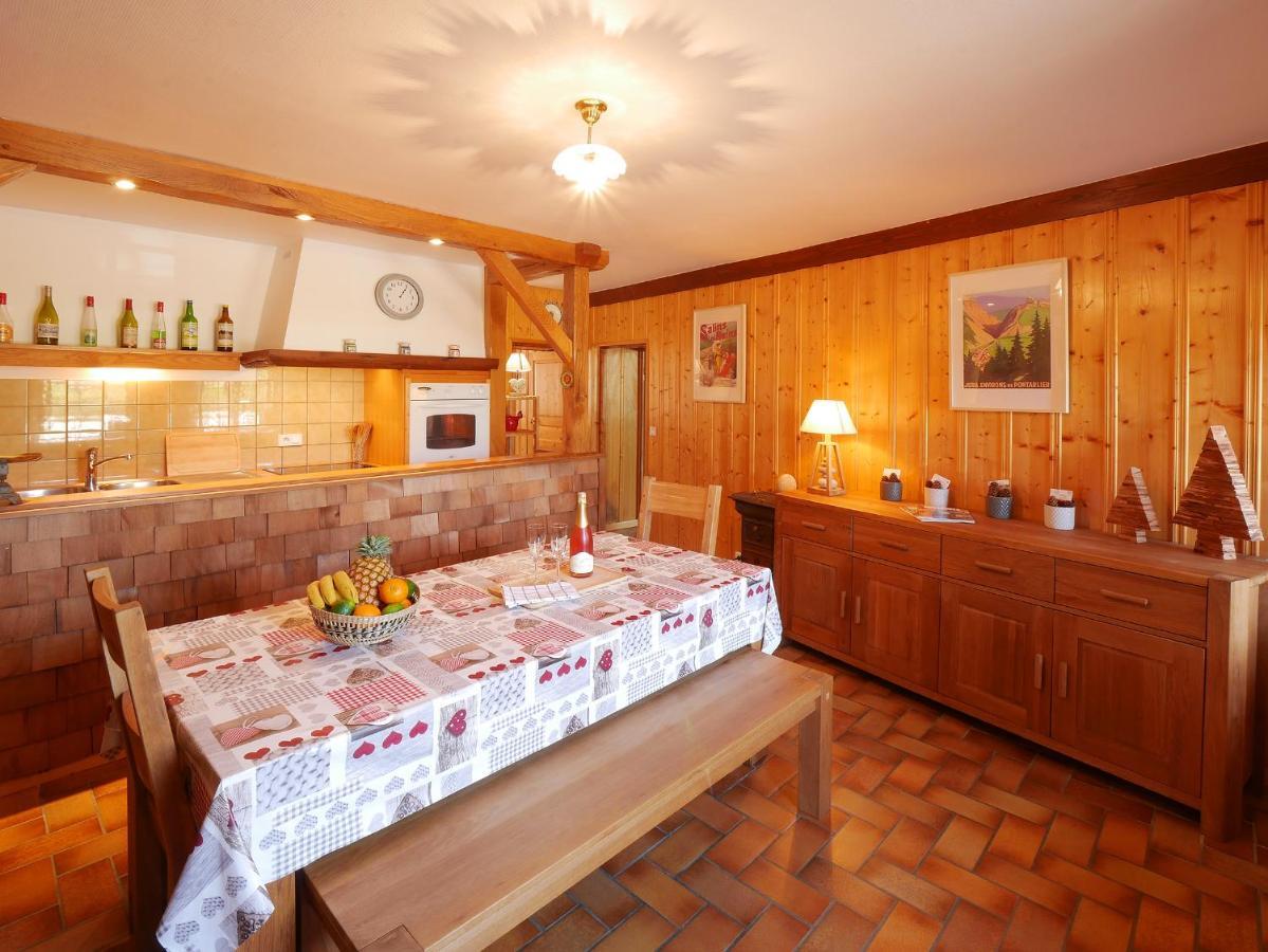 Domaine De Bellevue Gite Du Mont Poupet Marnoz エクステリア 写真