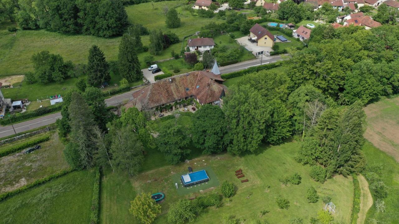 Domaine De Bellevue Gite Du Mont Poupet Marnoz エクステリア 写真